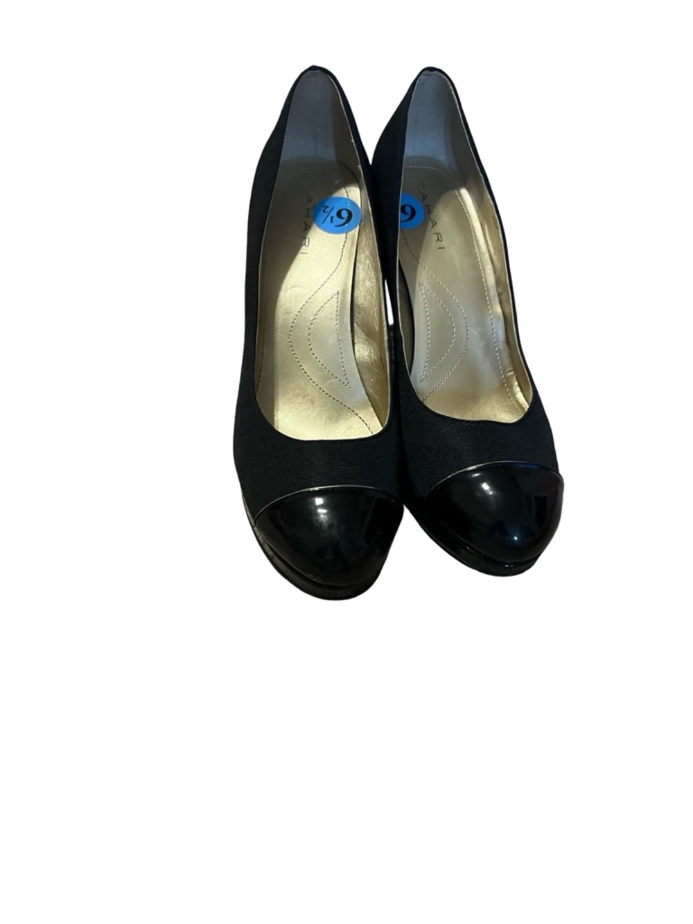 Tahari Patent Leather 
 Heels Black
pumps w  gold accent and platform
Heel 6.5